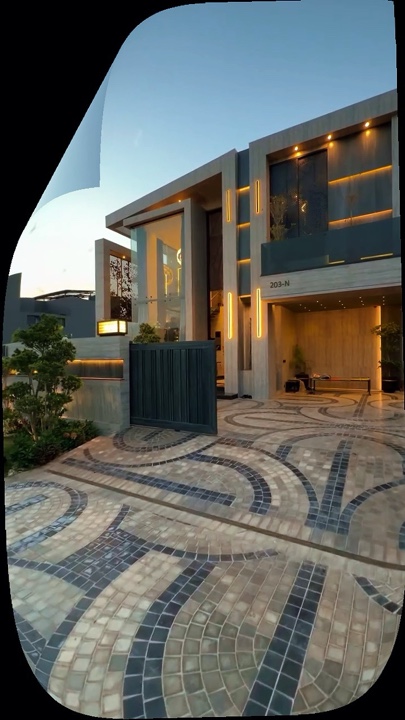 Real Estate Ads