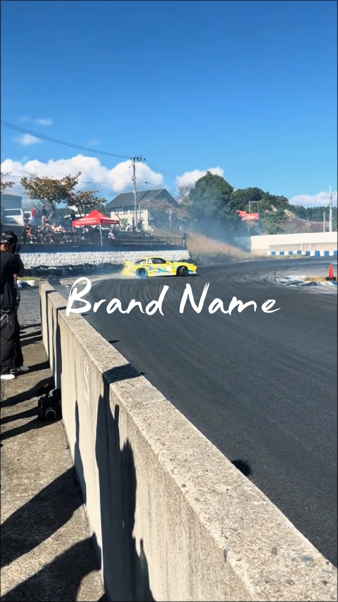 Racing car