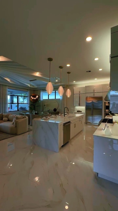 Real Estate Ads