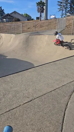 dirt bike skate park