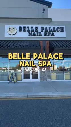 NAIL SALON DAY