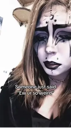 Goth makeup 