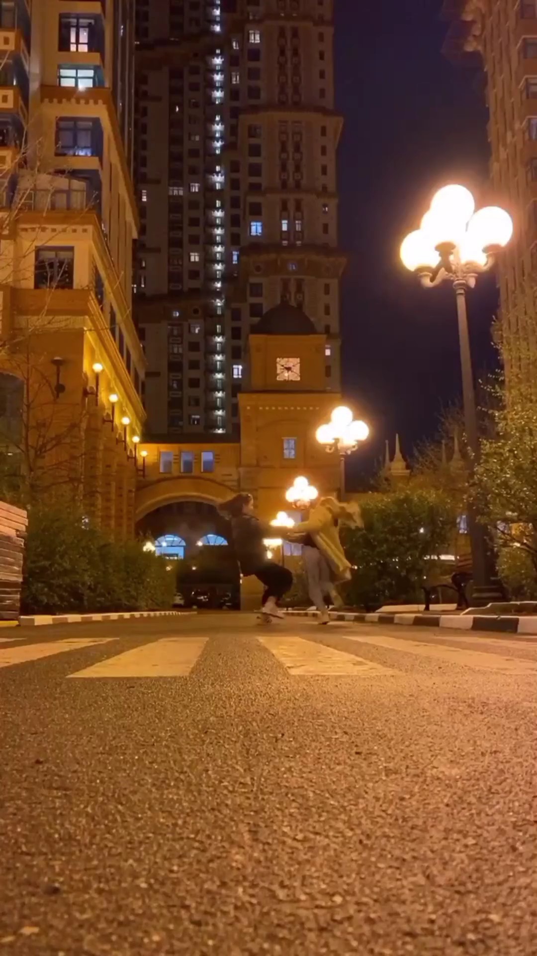 2 Video