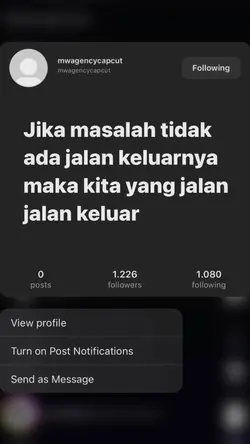 kita ygkeluar jalan"