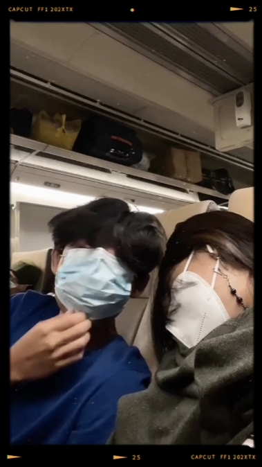 5 COUPLES VIDÉO