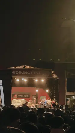 NONTON KONSER
