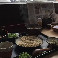 12pics | tỉ lệ 1:1