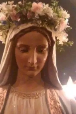 #AveMaria