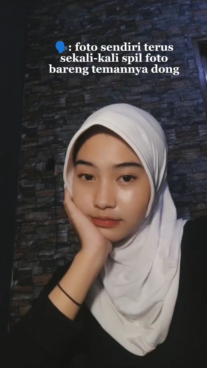 Spil foto bareng tmn