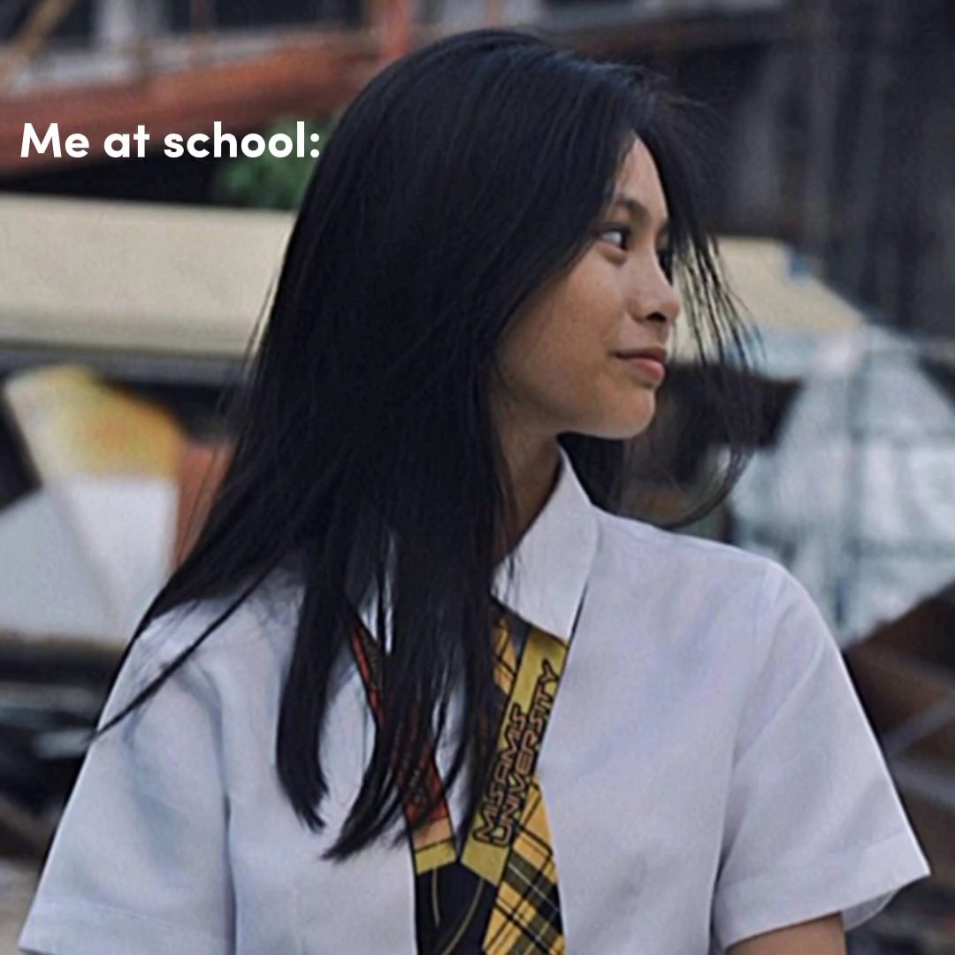 MOI À L'ÉCOLE VS À LA MAISON