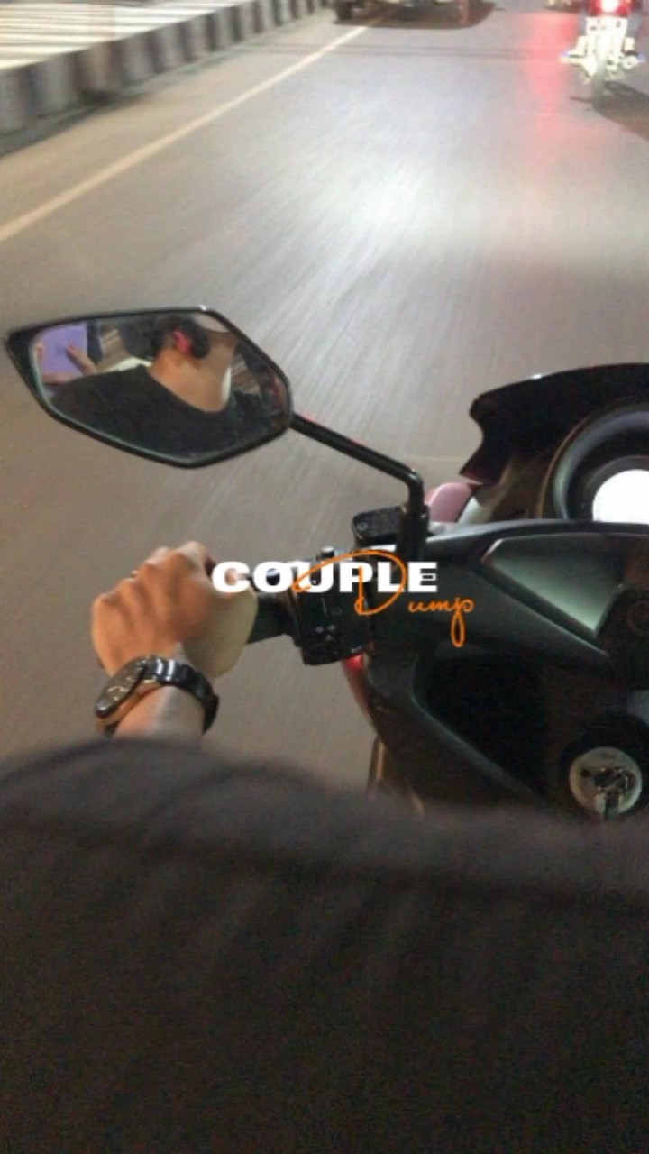 DUMP COUPLE