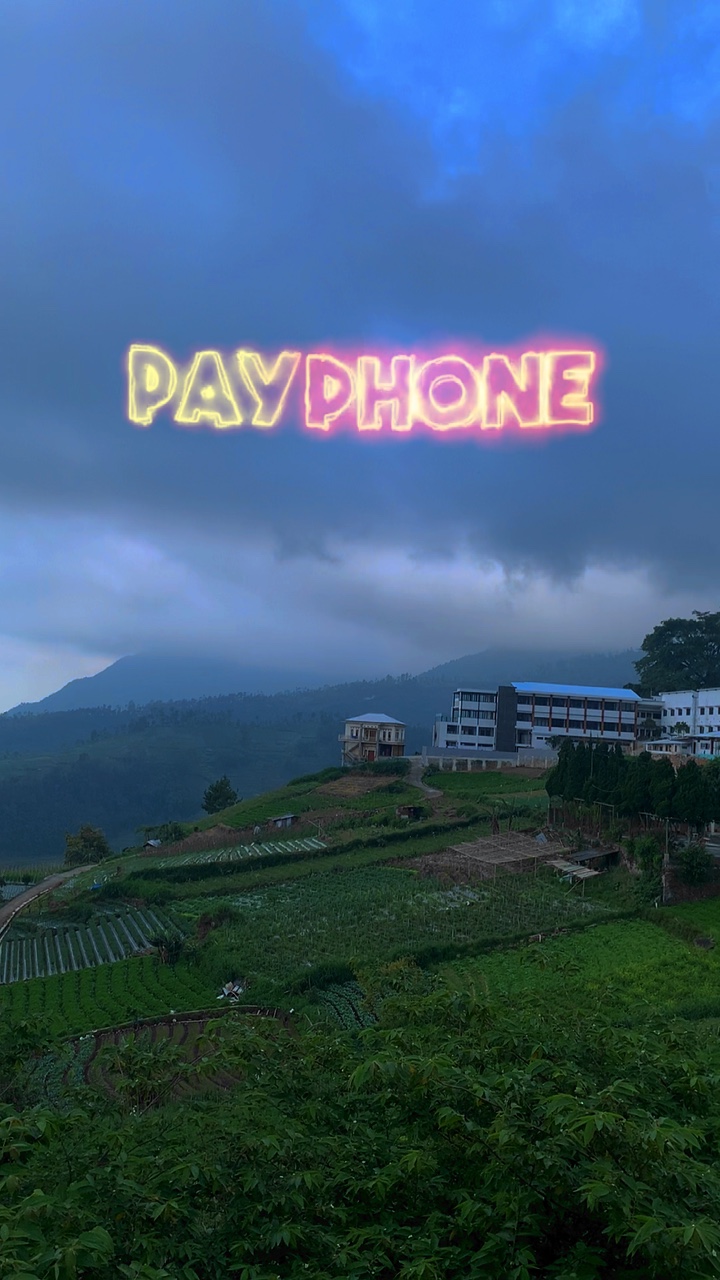 Remix telepon umum 