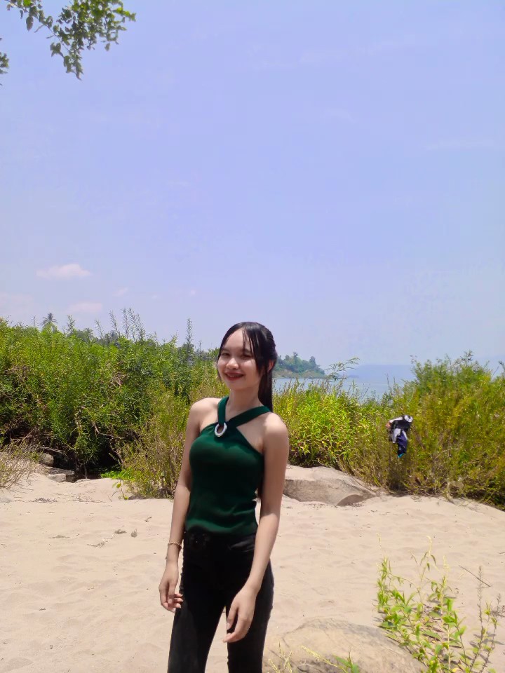 ย้านเมยอ้ายมาตามลาวี