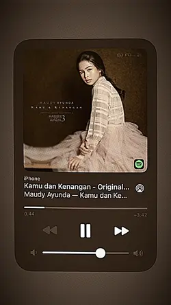kamu dan kenangan
