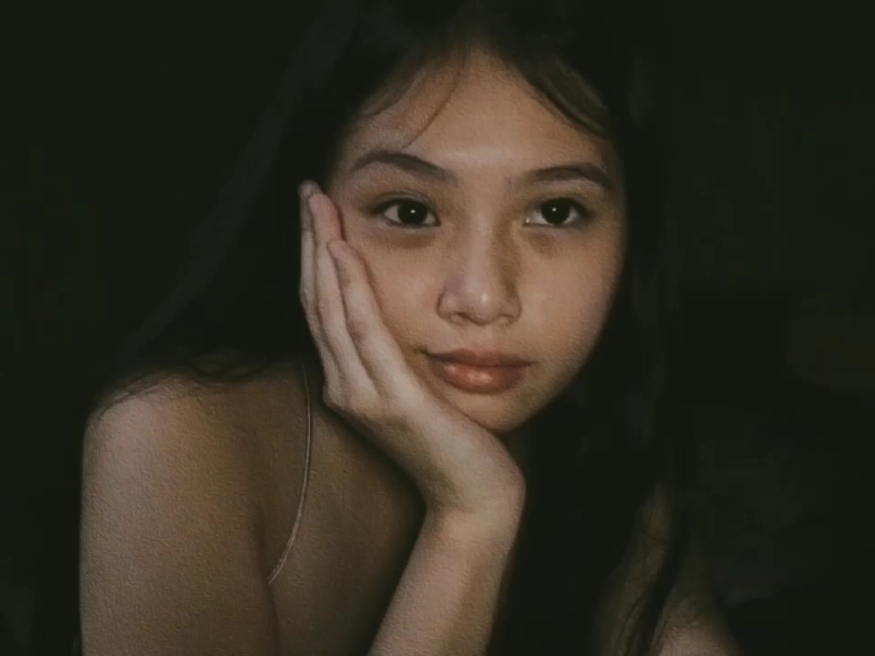 Random  // 4pics