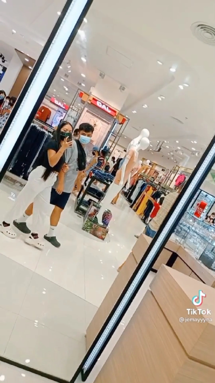# WalkMirrorTrend