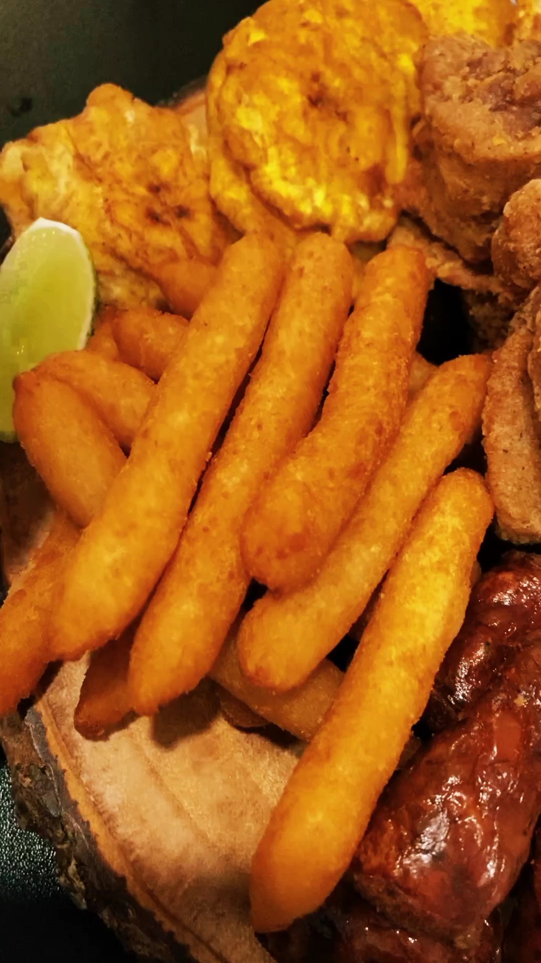 1 video+foto makanan