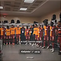 Kahpeler ardımda