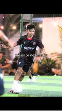 messi or neymar..? 