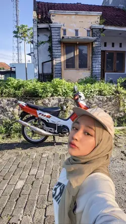 cewek selfi trend