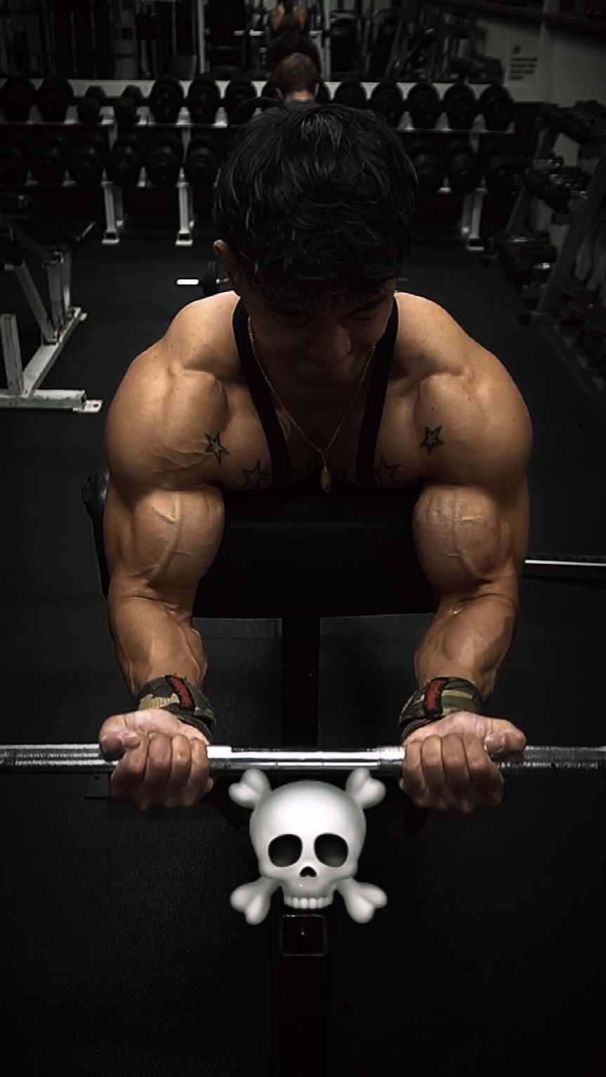 Gym Skullface