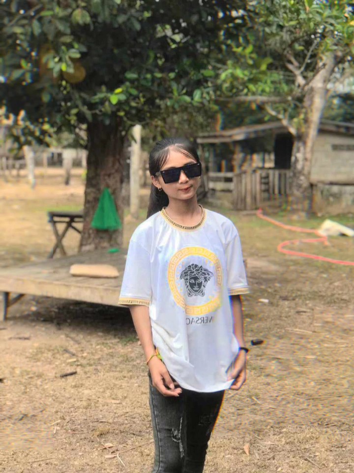 ບໍຕ້ອງລົດຕົວມາຮັກ