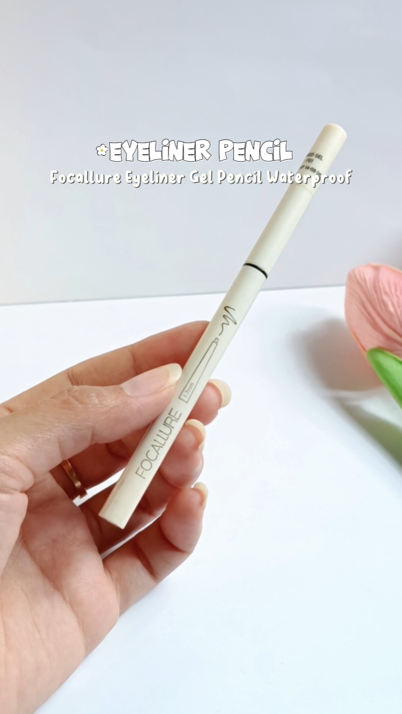 Crayon eye-liner
