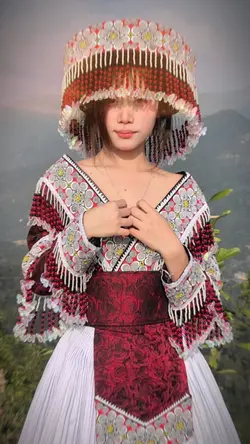 Mẫu hmoob 2 ảnh 