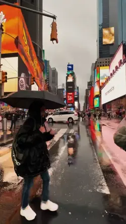 City vlog trend