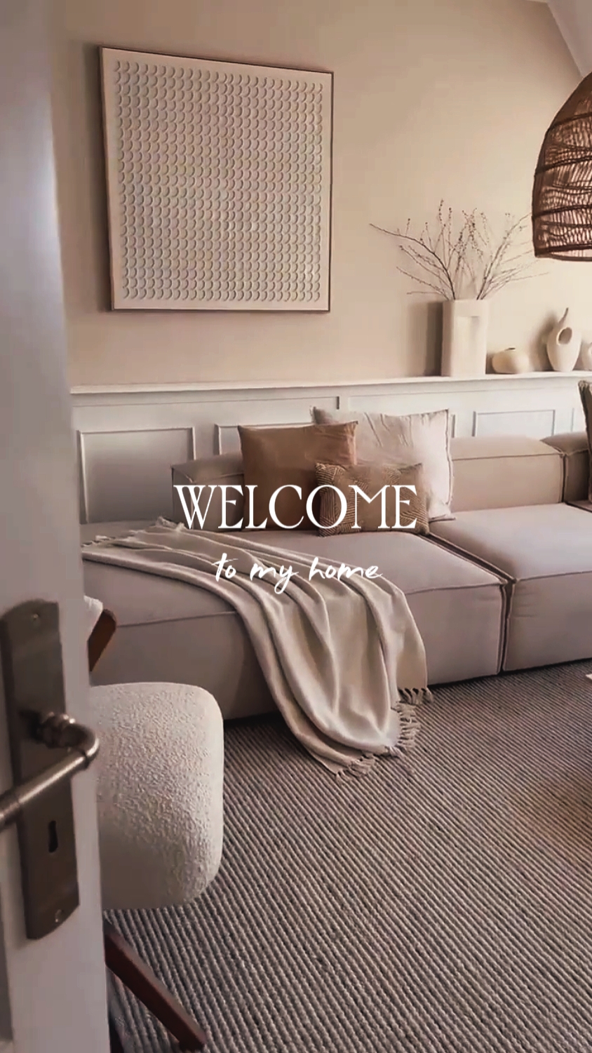 HOME TOUR