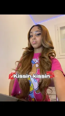 Kissin Kissin 💋