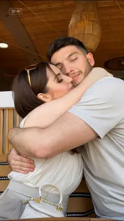 hug couple 