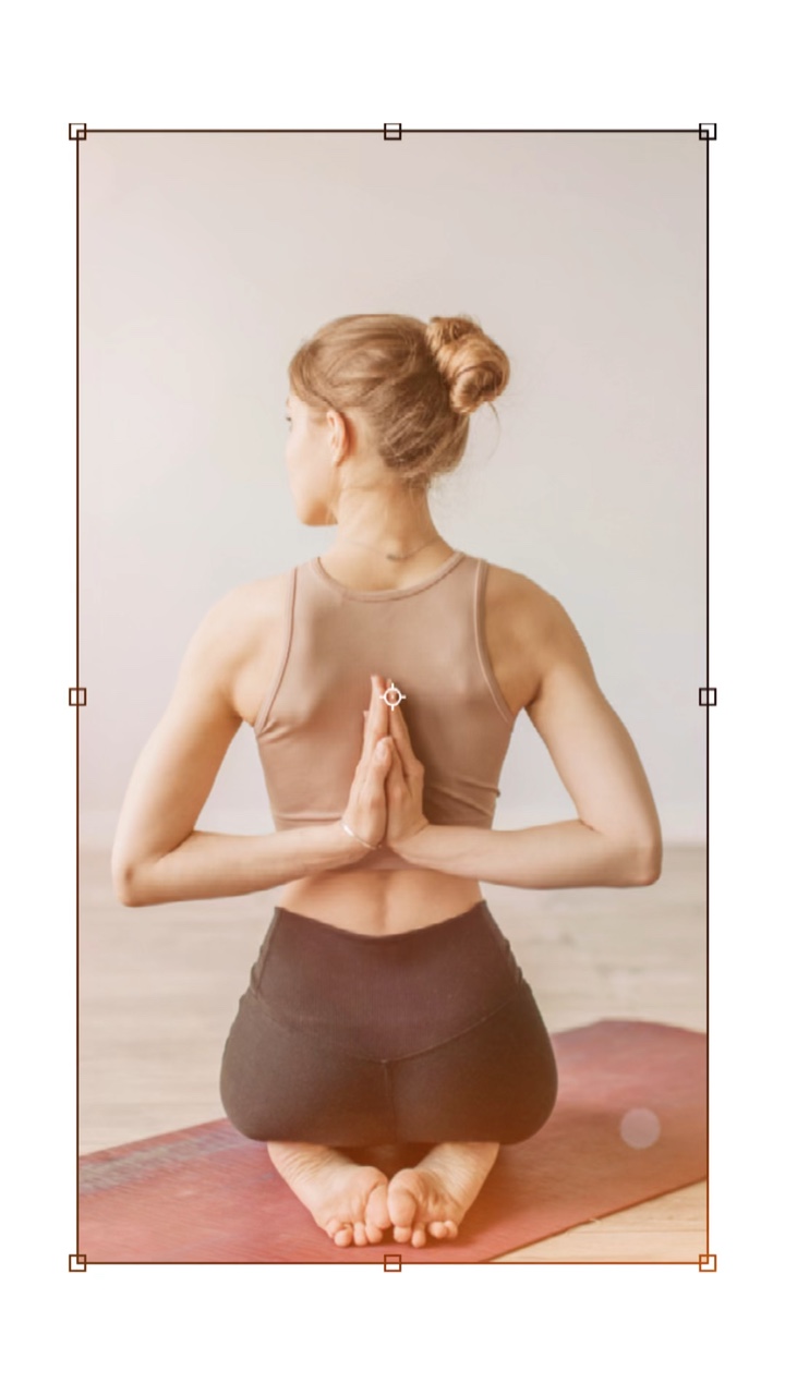 Menampilkan produk fashion yoga dan layanan yoga untuk wanita bergaya TikTok.