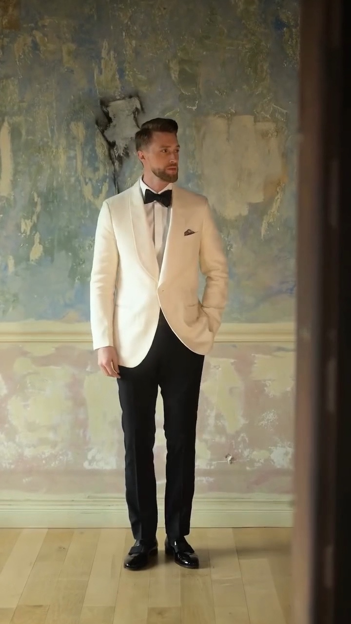 Wedding clothes 