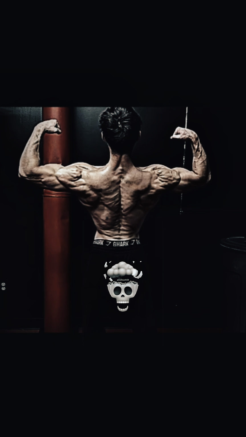 Cara de caveira de academia