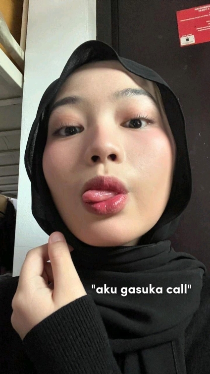 "aku gasuka call"