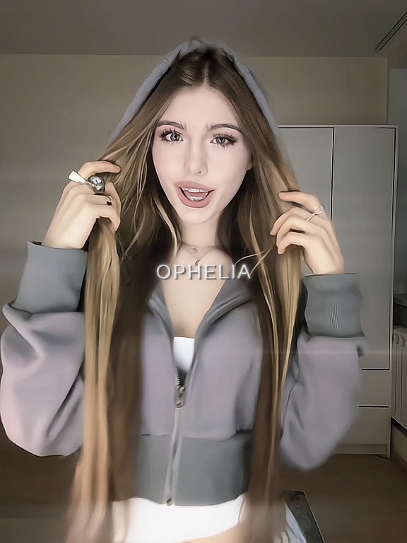 OFÉLIA