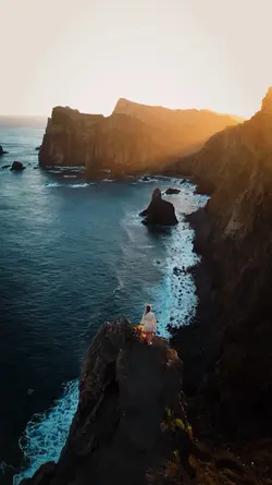 Adventure Cinematic
