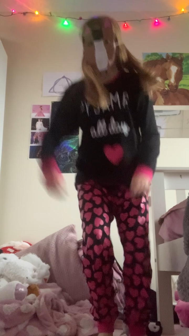 Therian dance party!