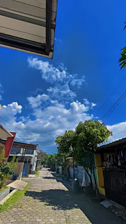 SKY HD+
