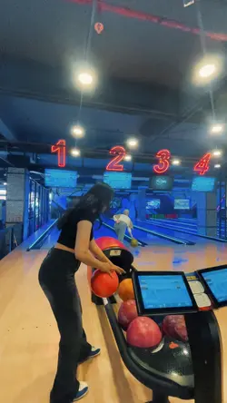 Main game bowling