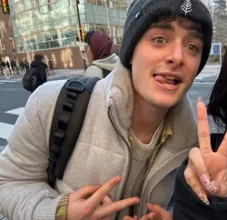 #NOAHSCHNAPP::lo amo