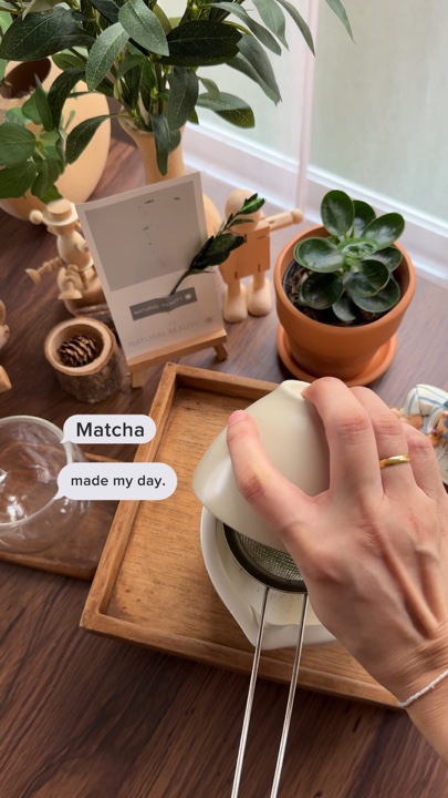 Matcha membuat hariku menyenangkan 🤍