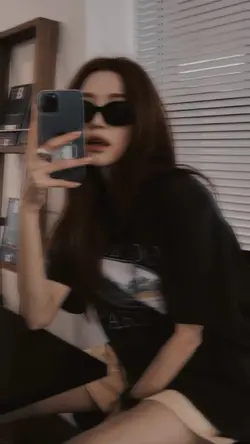Aesthetic Blur