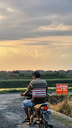 jatuh cinta memang