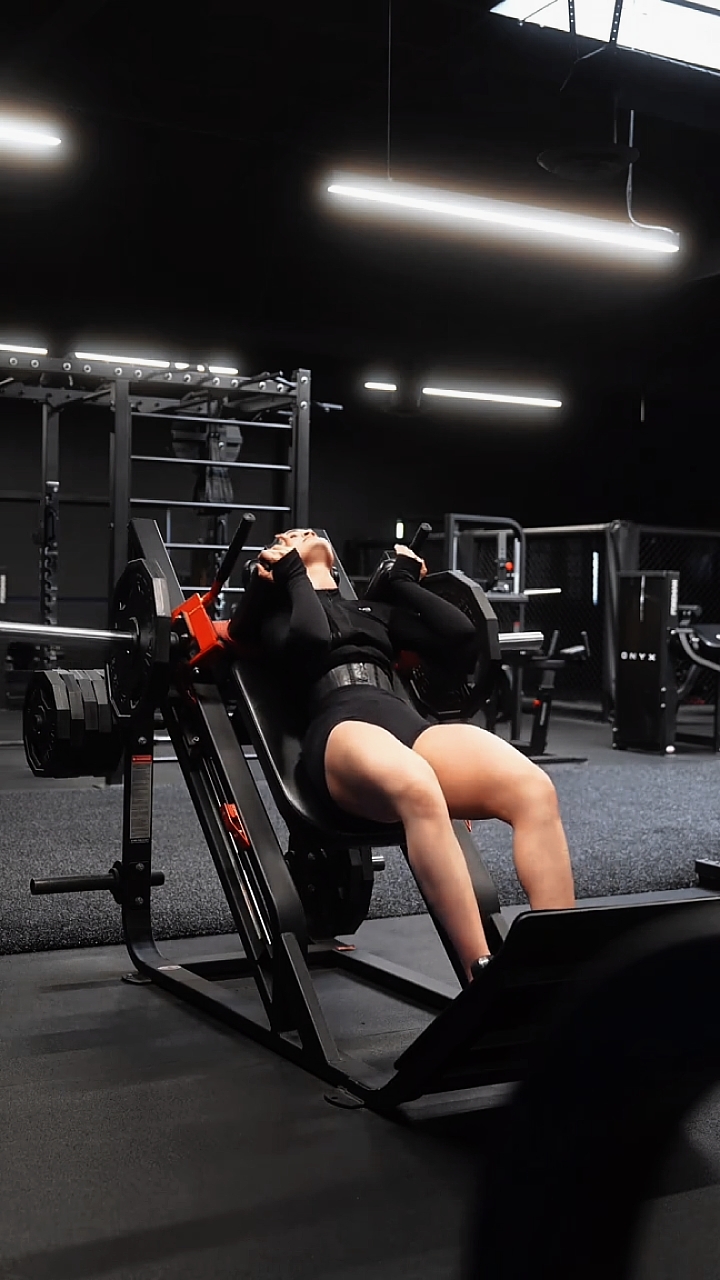 GYM 4 VIDEO-CLIPS