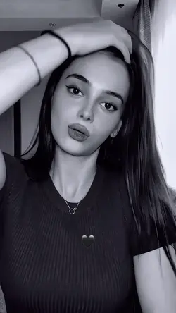 New trend🖤