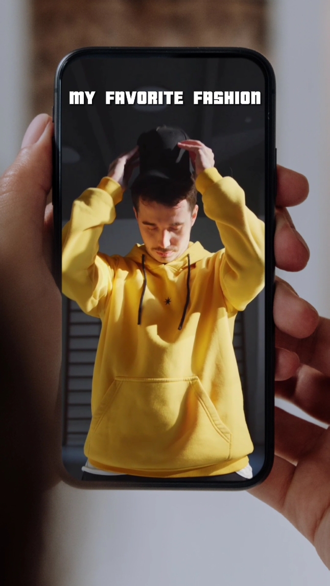 Affichage de produits vestimentaires style TikTok
