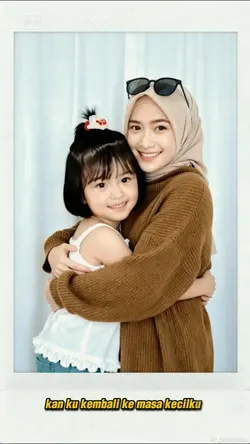 Memeluk diri sendiri