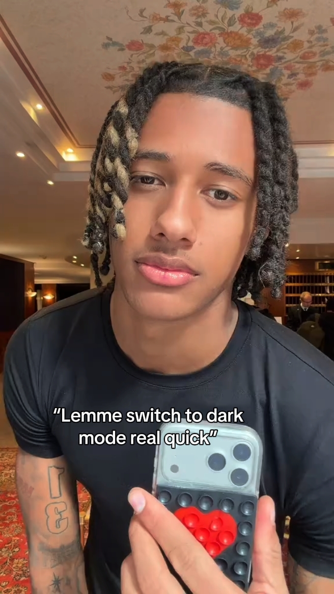 lemme switch to dark